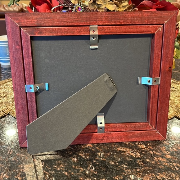 13 1/2 x 11 1/2” Ornate Red Stain Wood Frame With Canvas Border 9 1/2 x 7.5 - Picture 5 of 7